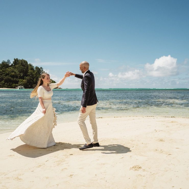 Seychelles Beach Wedding Packages: Prices & Legal Offers