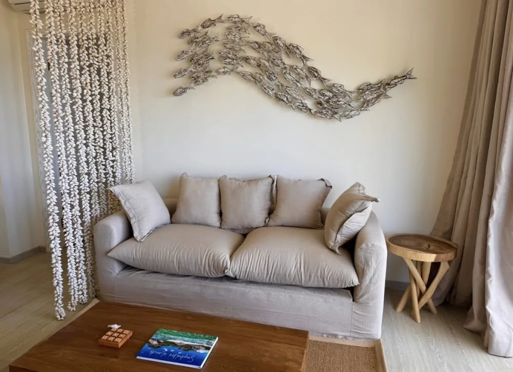 Cocoon, Mahé