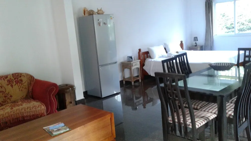 Corner Bay Apartments, Mahé