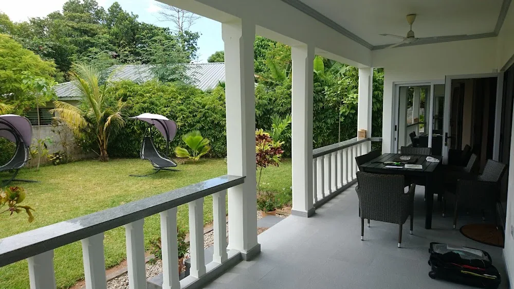 Island Charm Of Praslin, Praslin