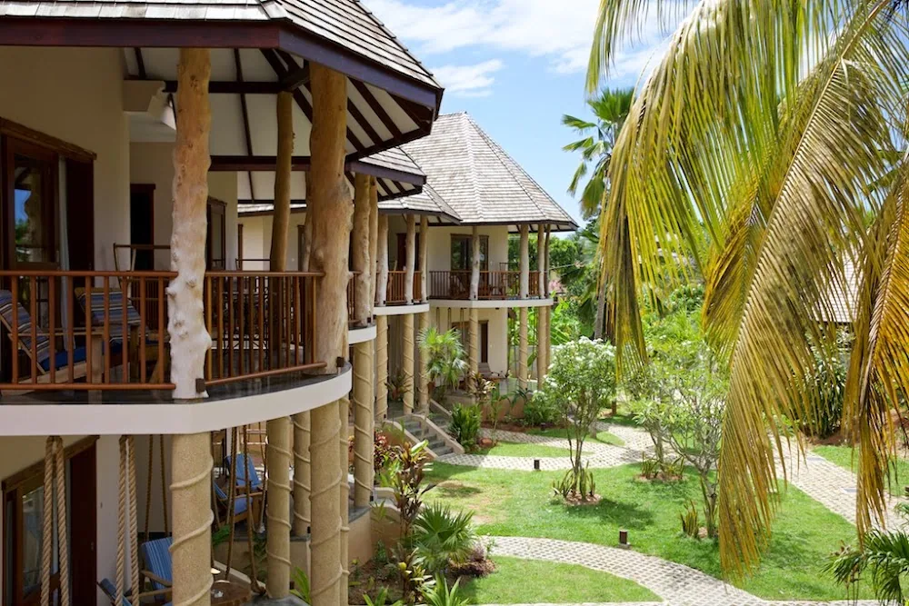 Les Lauriers Petit Hotel
