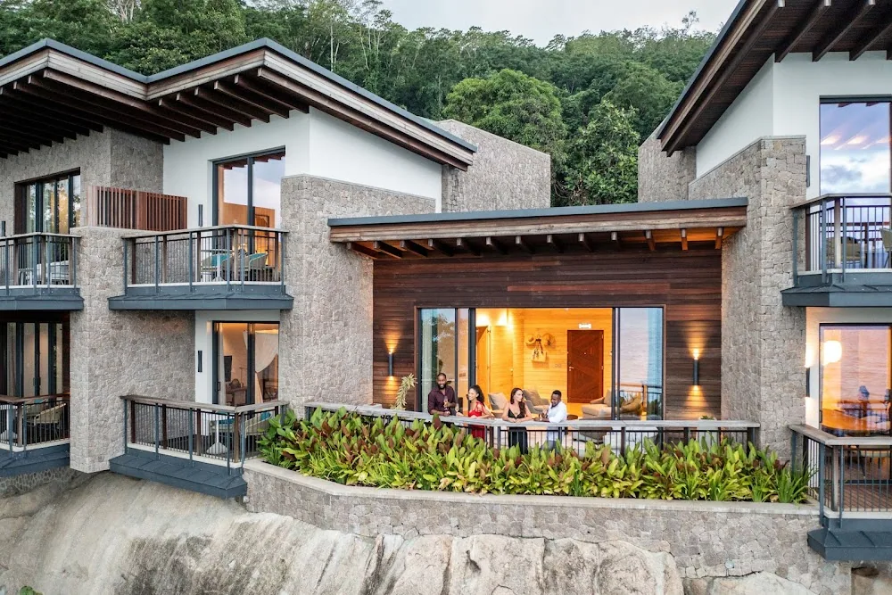 Mango House