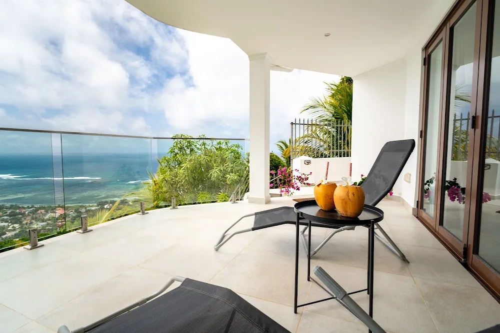 Palm & Reef View Apartment, Mahé