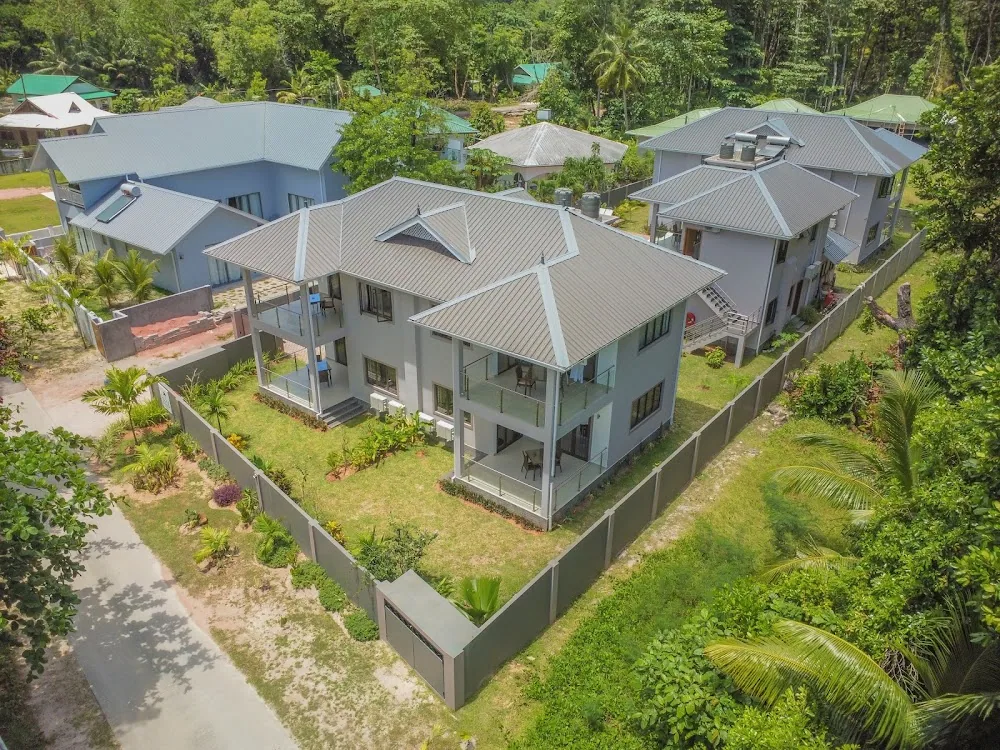 Palm Holiday Apartments