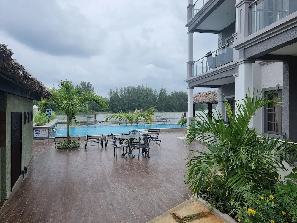 Phoenix Luxury Apartments, Mahé