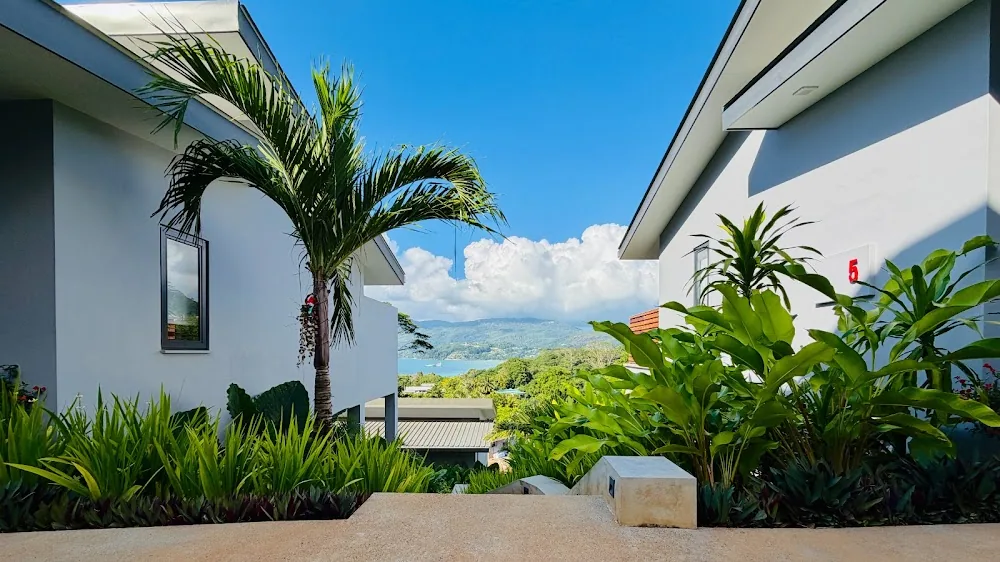 Red Palm Villas