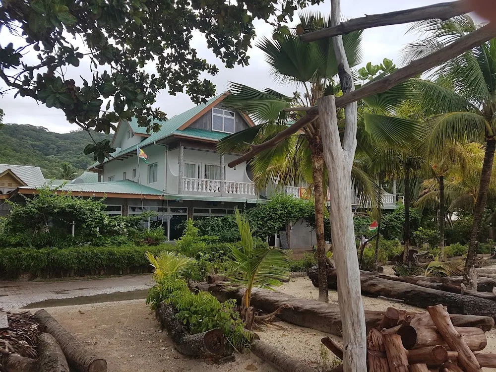 Siberte Residence (Ex Moonlight Beach Villa)