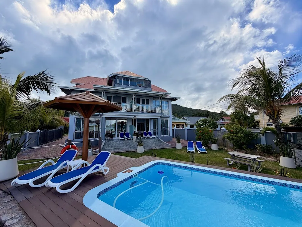 Treasure Island Retreat