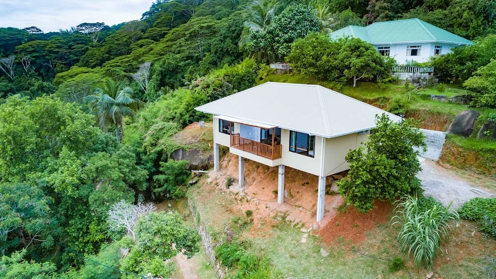 Villa Lima, Mahé