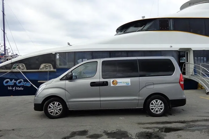 Private Transfer: Seychelles Airport to Victoria or Mahe Jetty