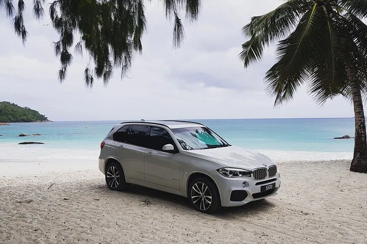 Taxi Services & Transfers on Praslin Island
